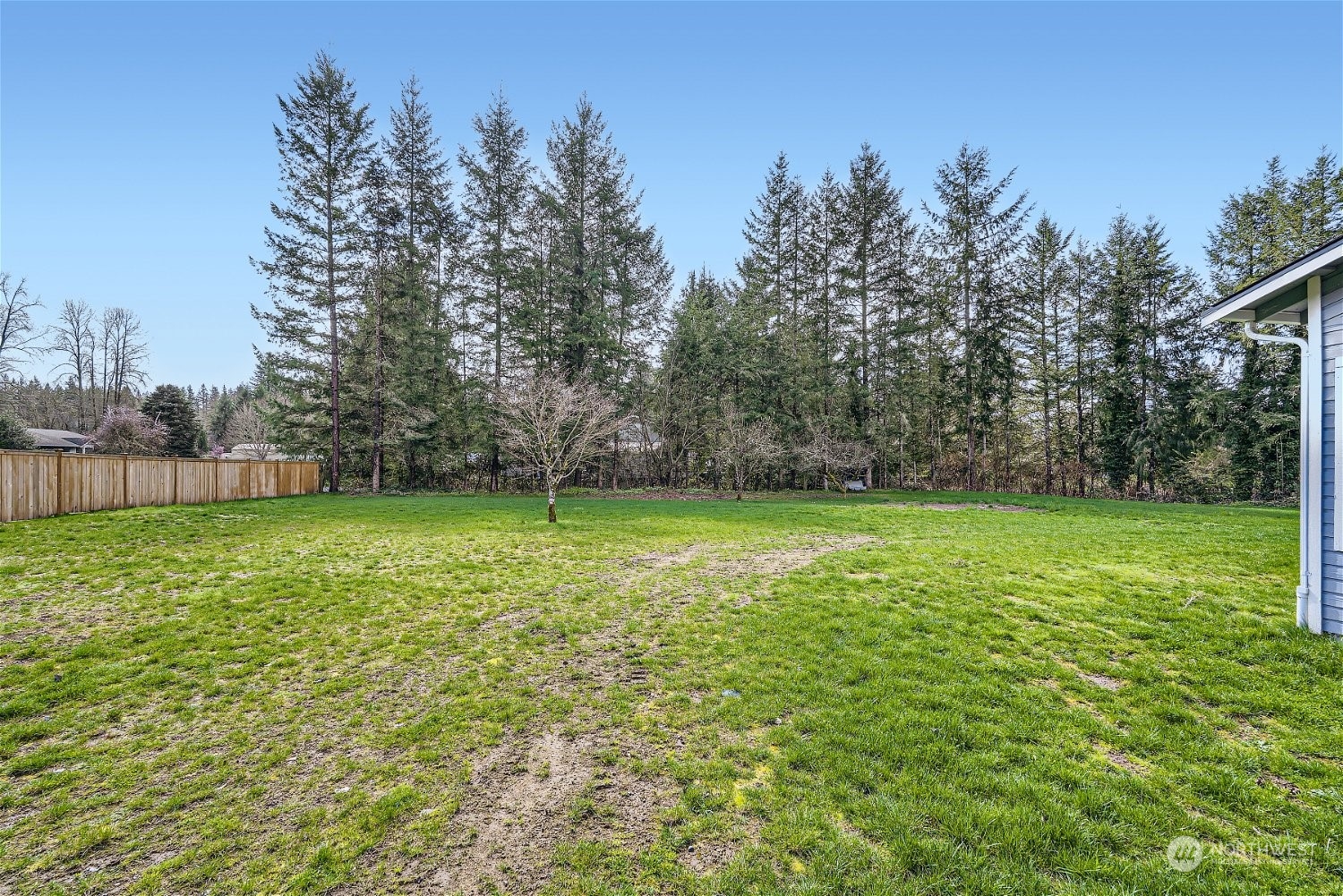 2515 323rd Avenue NE