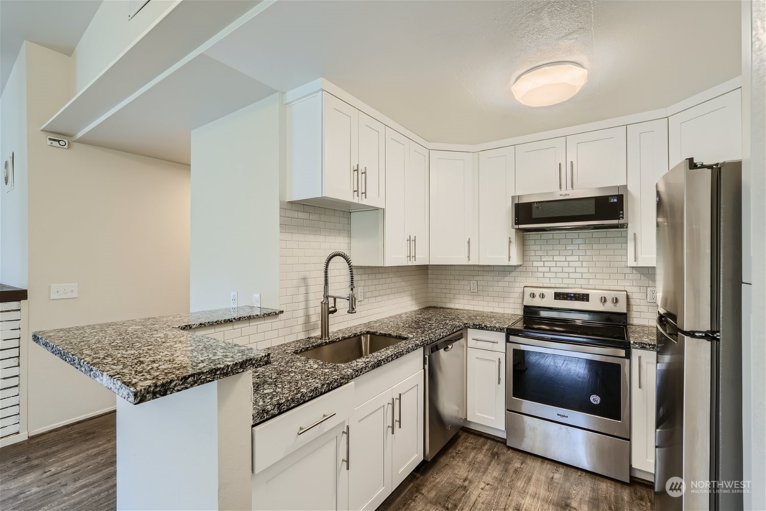 2515 323rd Avenue NE