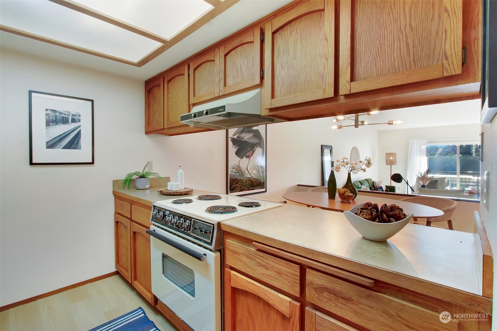 2253 Gilman Drive W #504