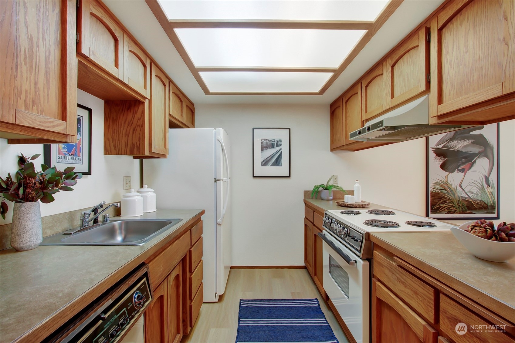 2253 Gilman Drive W #504