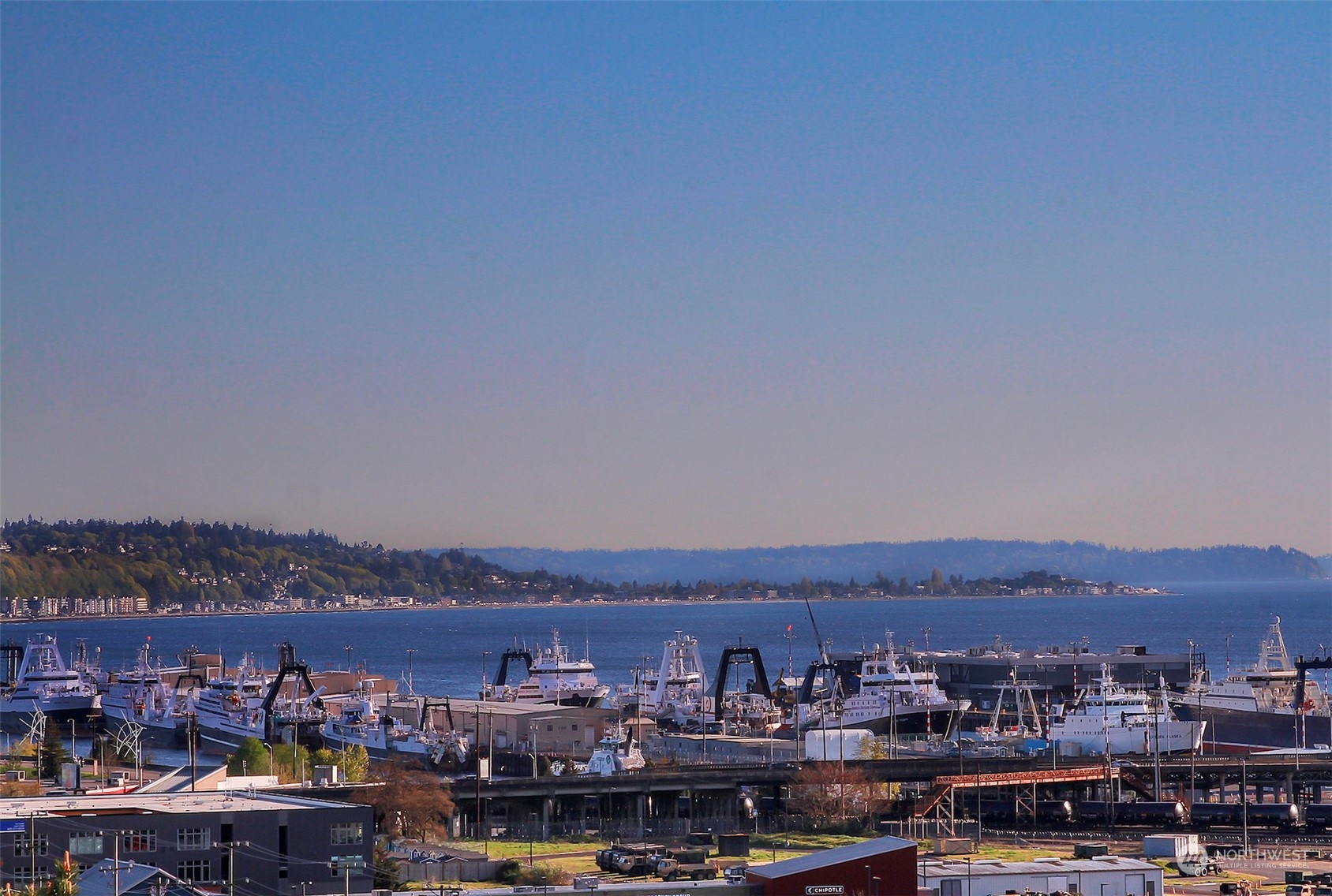 2253 Gilman Drive W #504