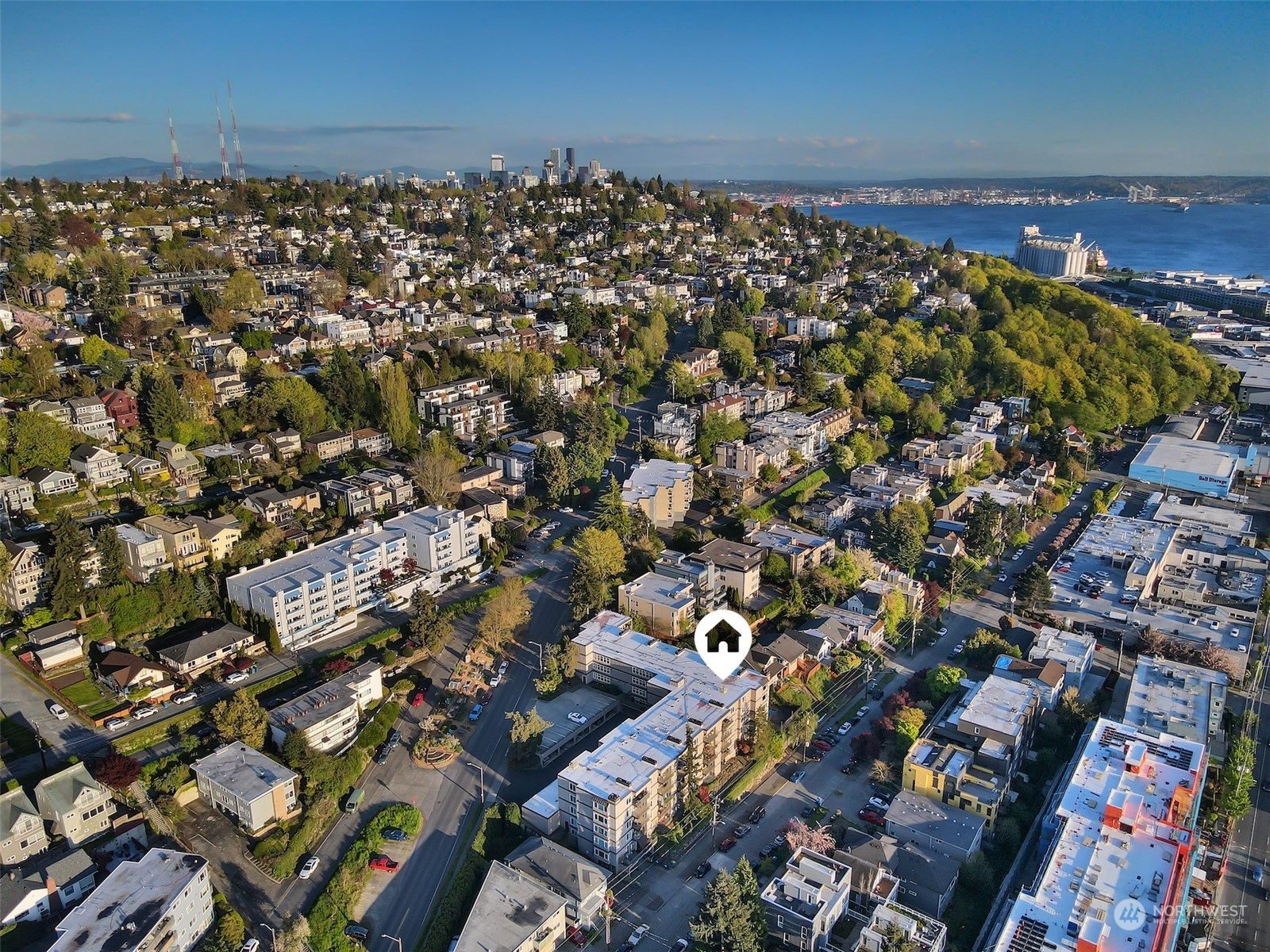 2253 Gilman Drive W #504