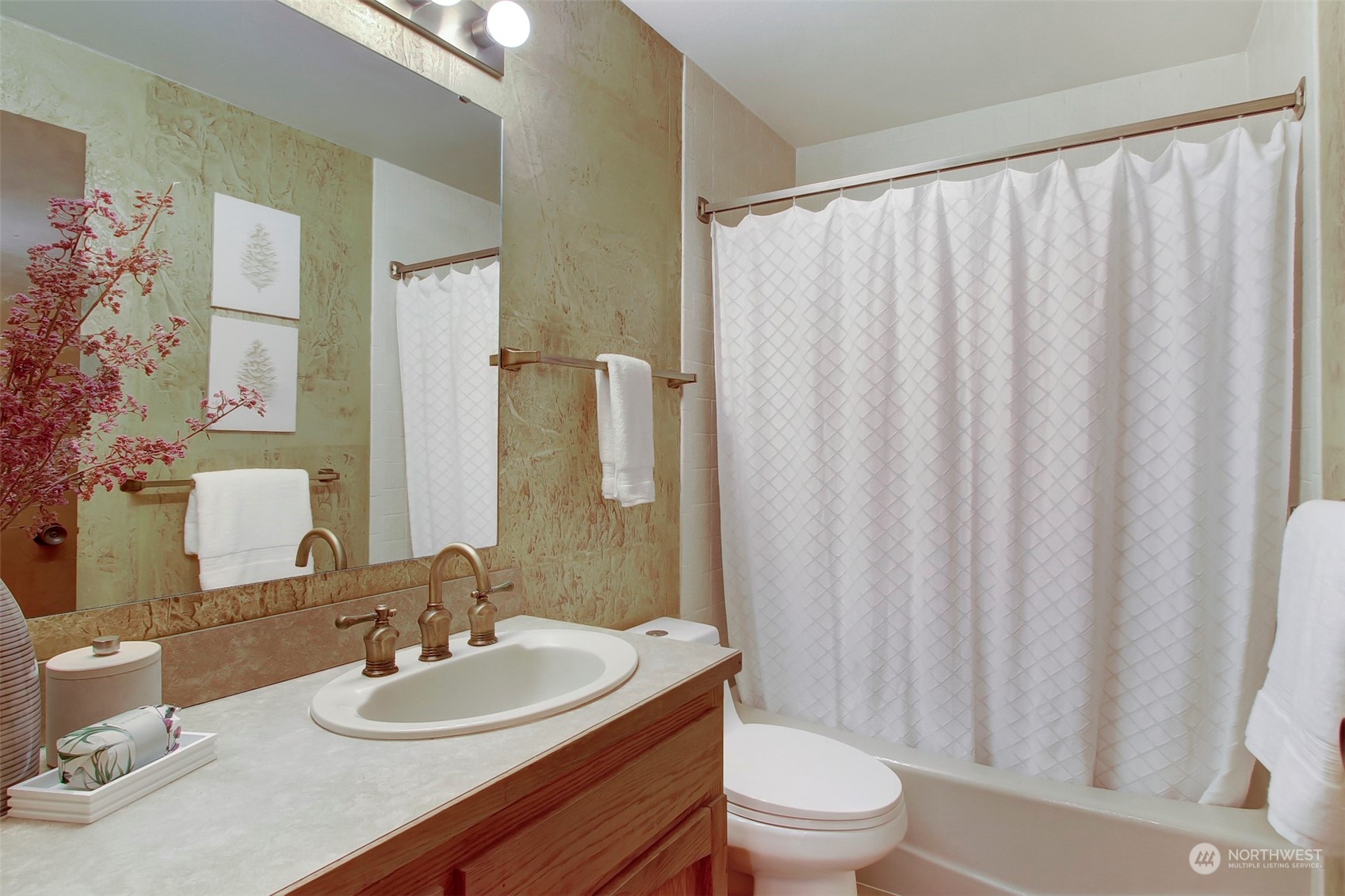 2253 Gilman Drive W #504