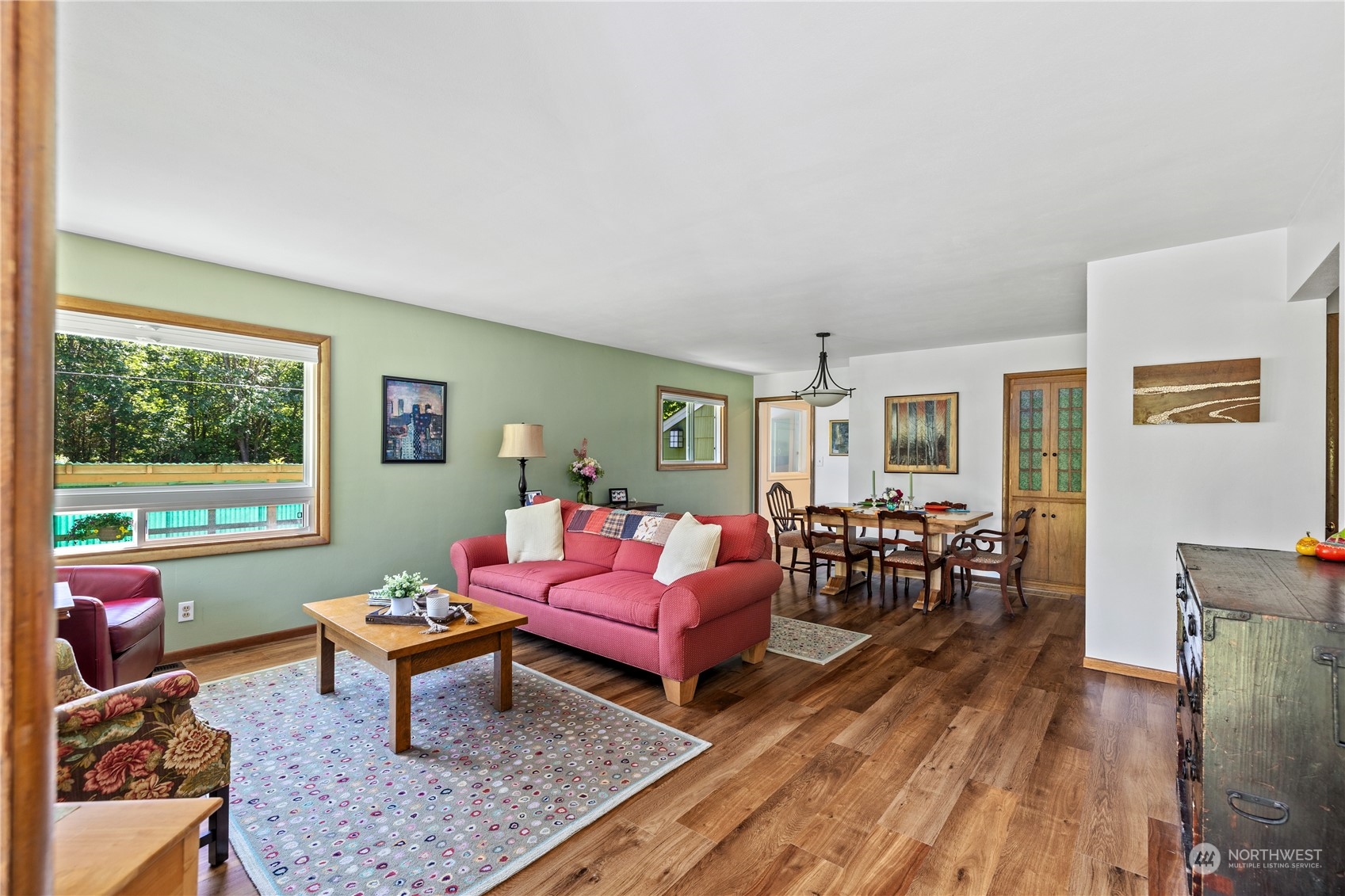 6131 Woodard Bay Road NE