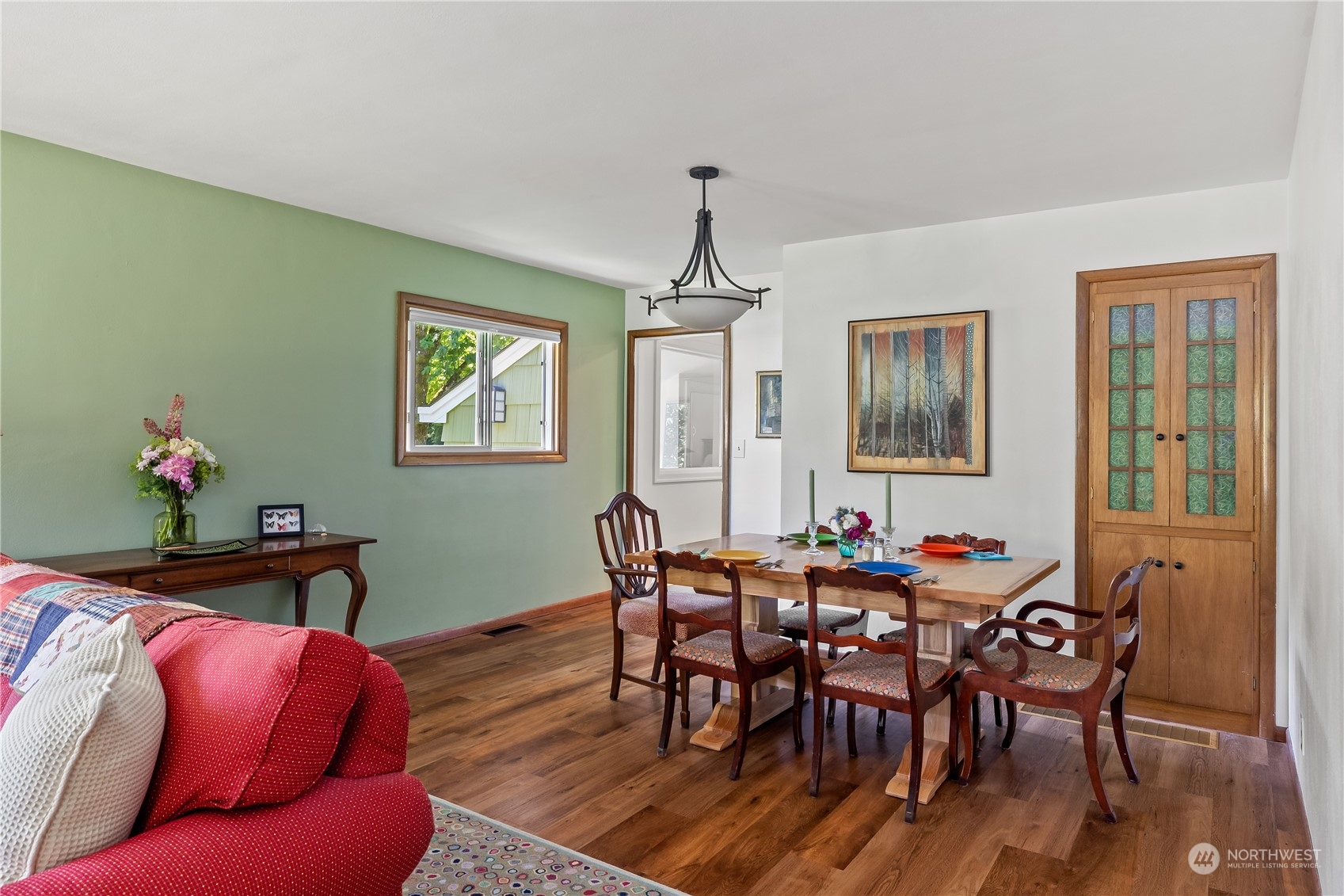 6131 Woodard Bay Road NE