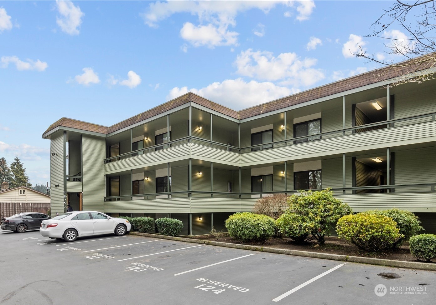 18900 8th Avenue NW #222, -3042 Unit: 222