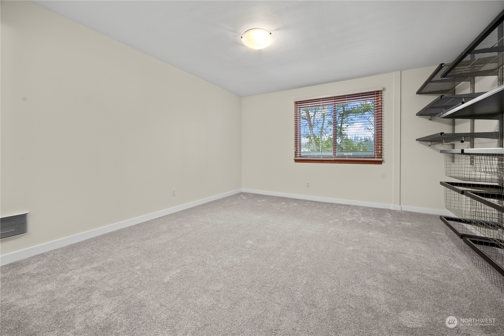 18900 8th Avenue NW #222, -3042 Unit: 222