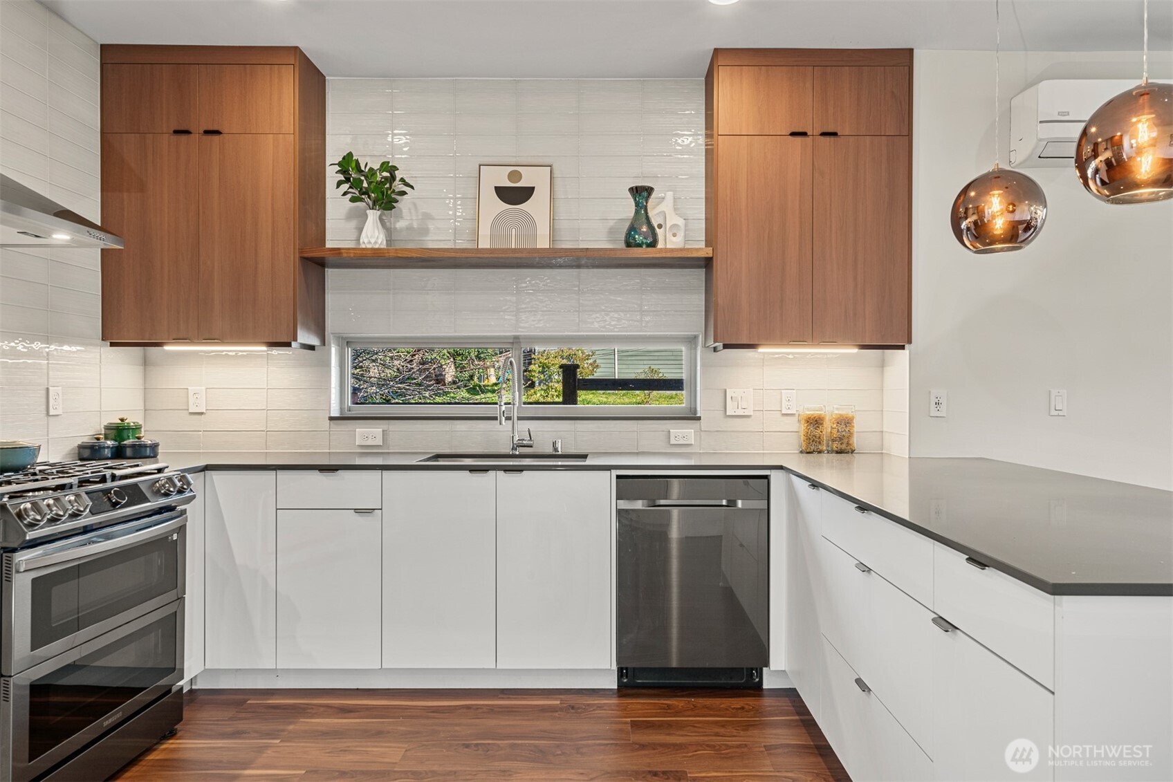 3253 McClintock Avenue S