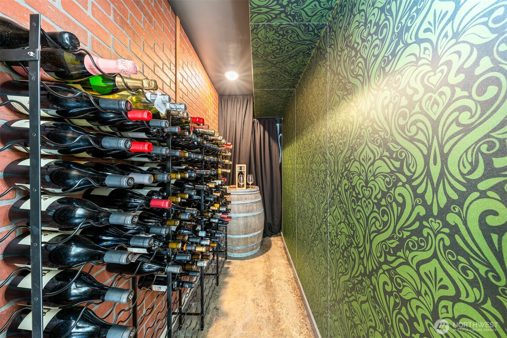 3253 McClintock Avenue S