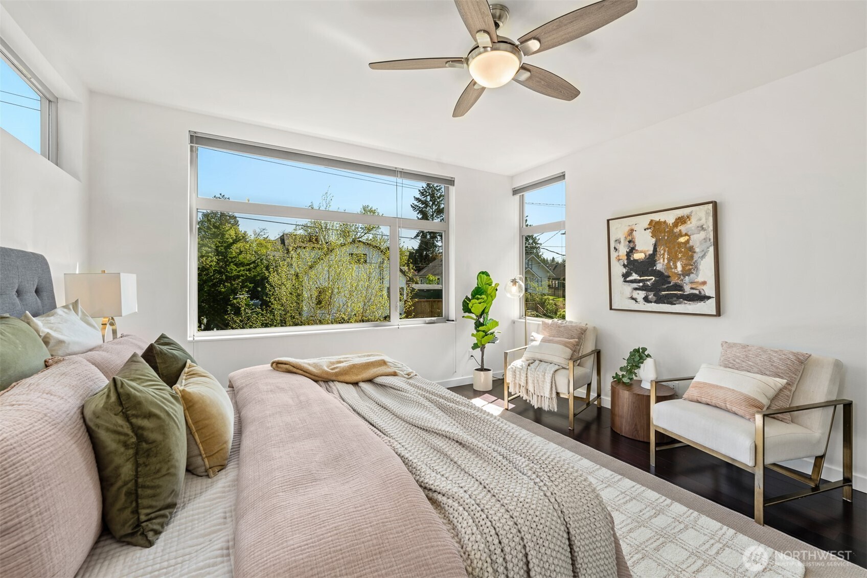 3253 McClintock Avenue S