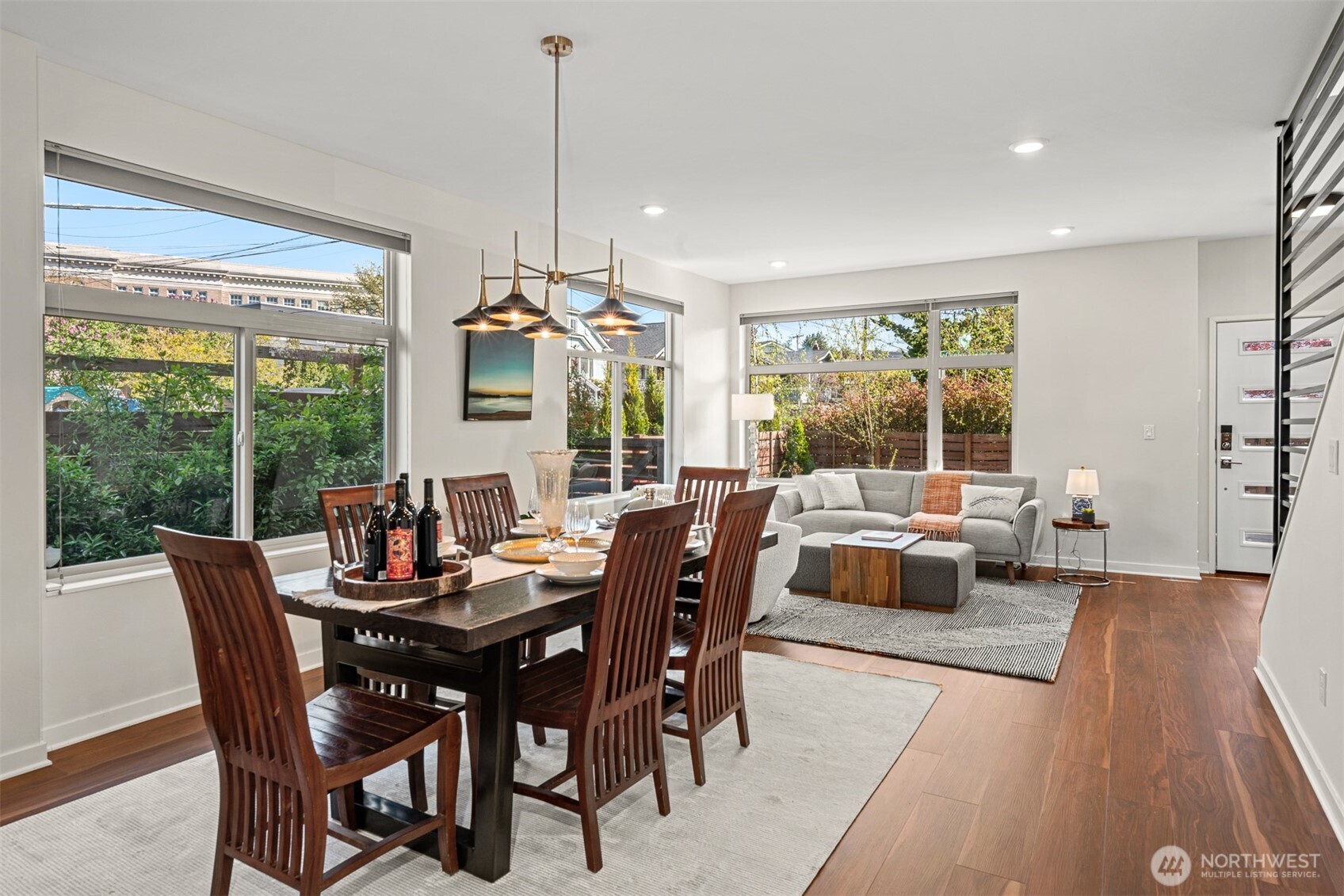 3253 McClintock Avenue S