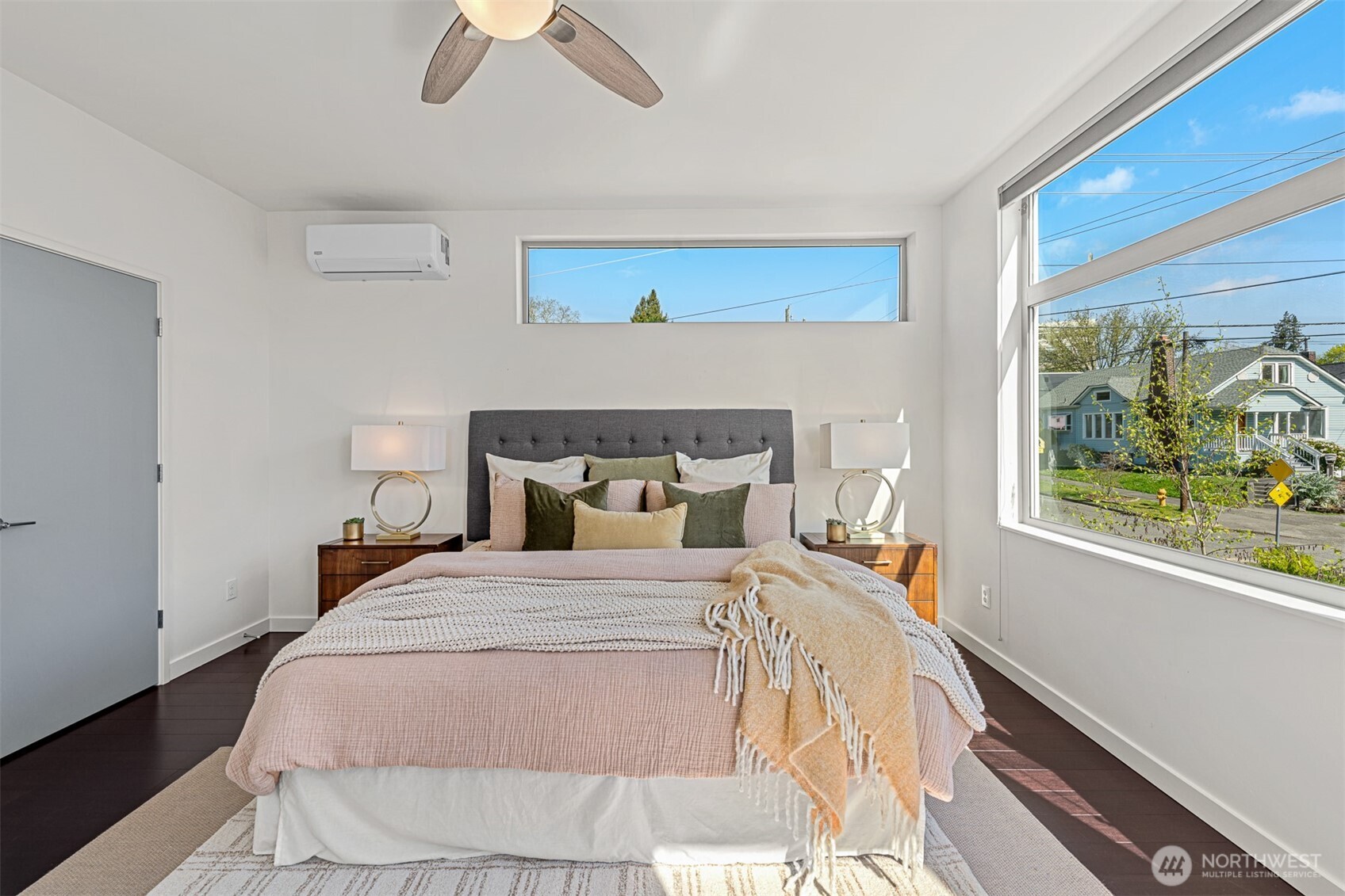 3253 McClintock Avenue S