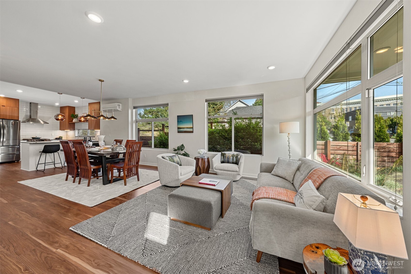 3253 McClintock Avenue S