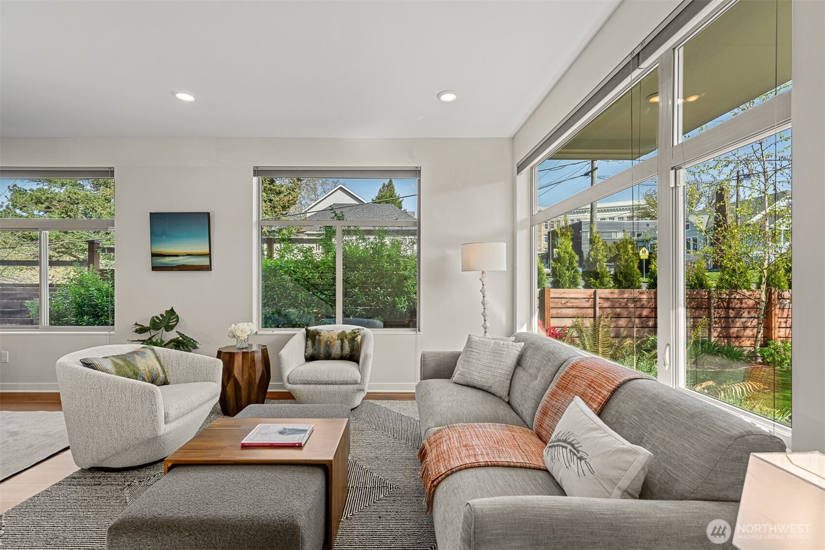 3253 McClintock Avenue S