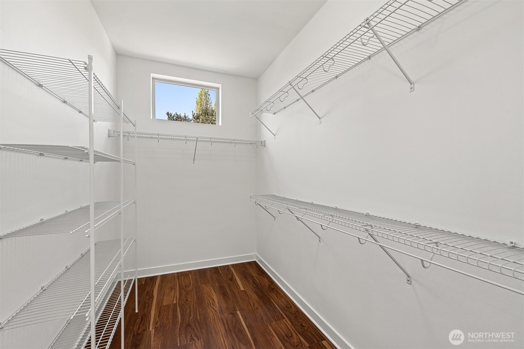 3253 McClintock Avenue S