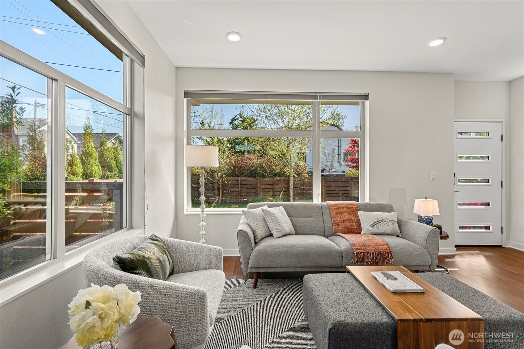 3253 McClintock Avenue S