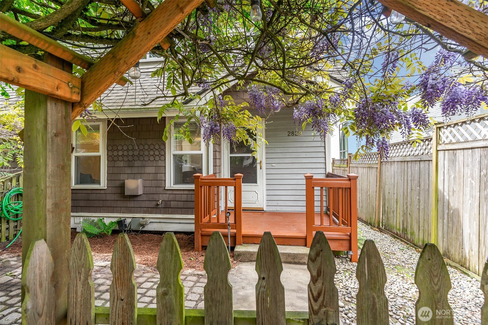 2829 Prosch Avenue W