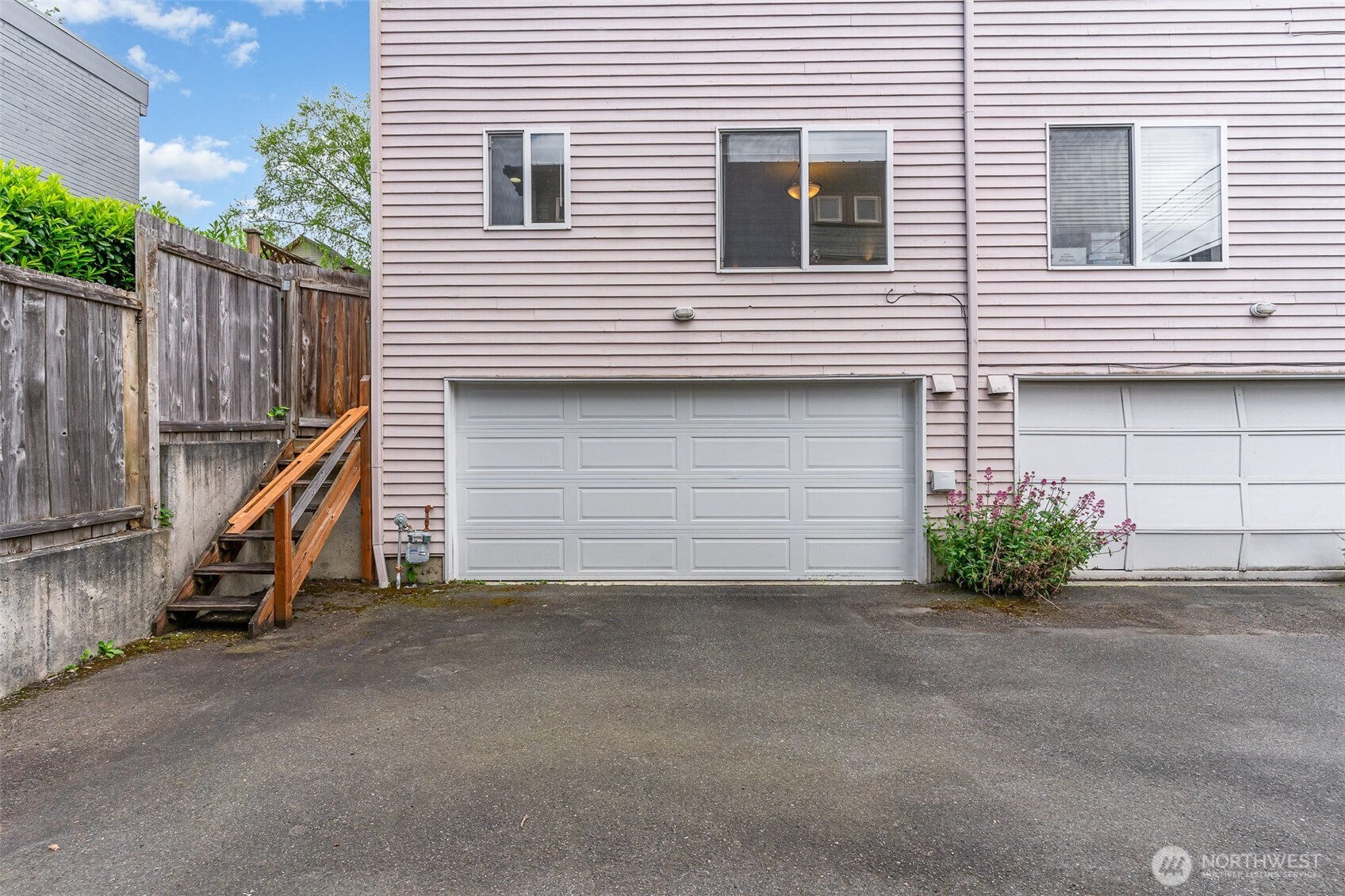 2829 Prosch Avenue W