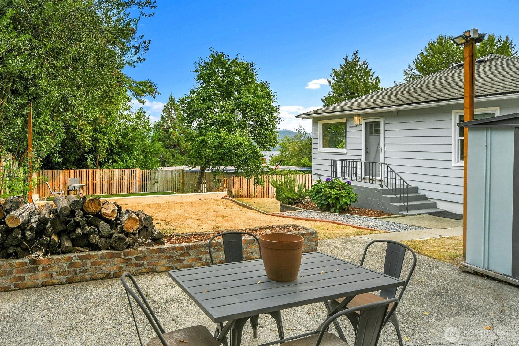 3810 NE 155th Street