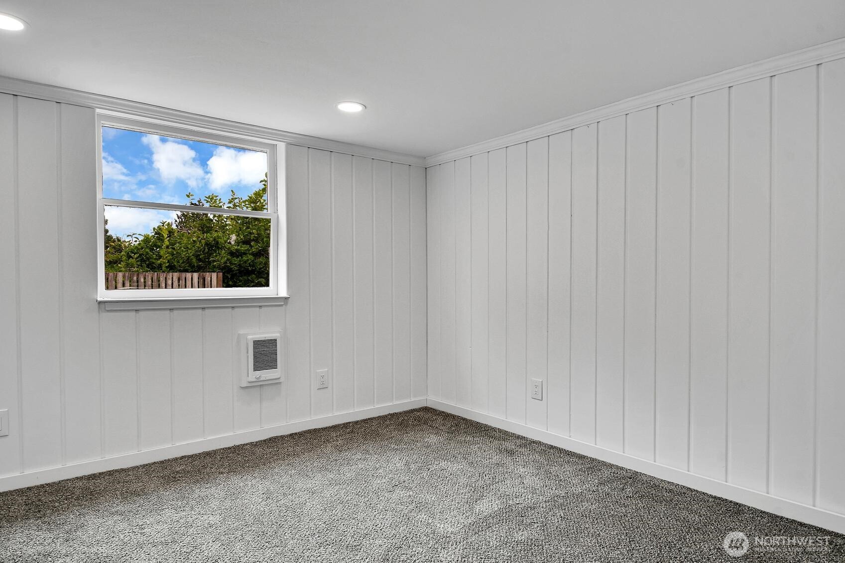 3810 NE 155th Street