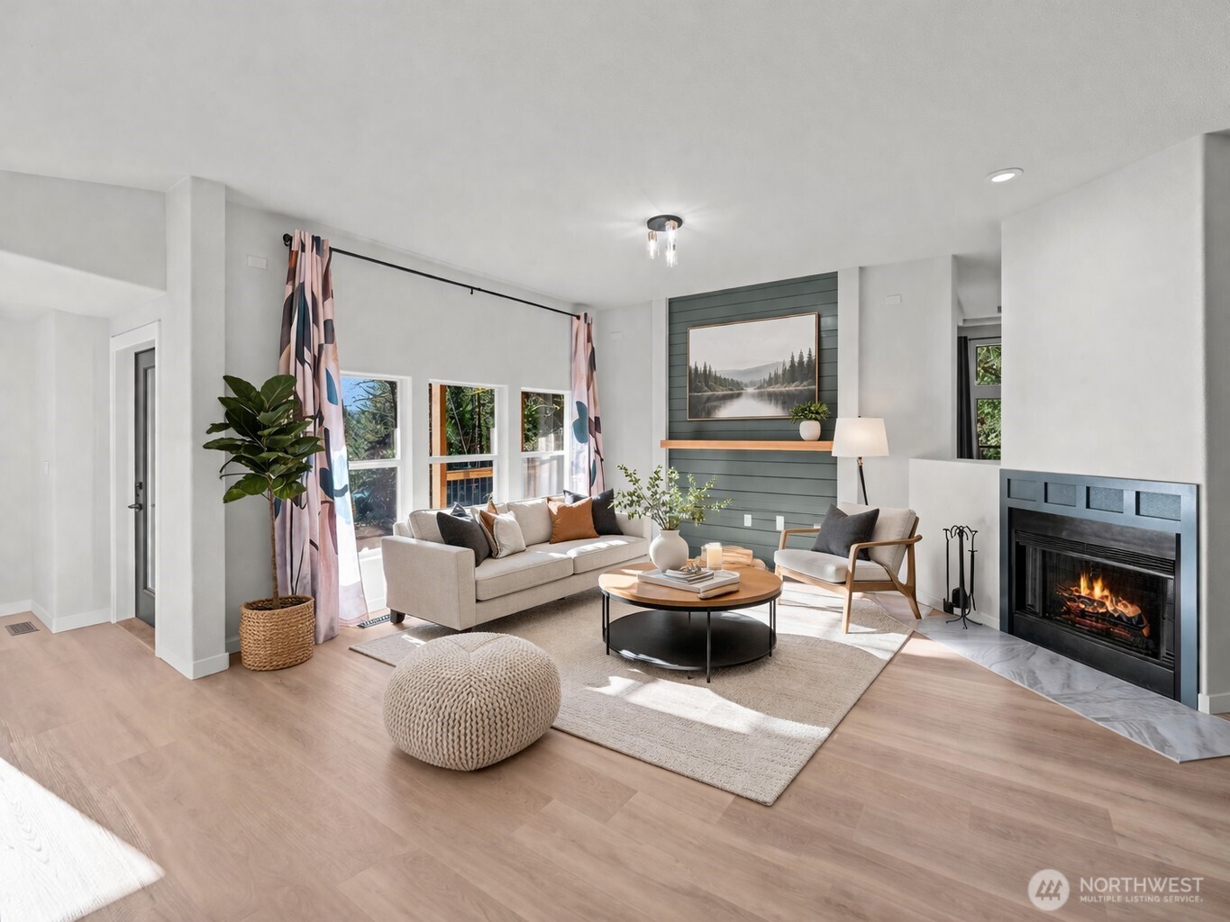 101 S Tulloch