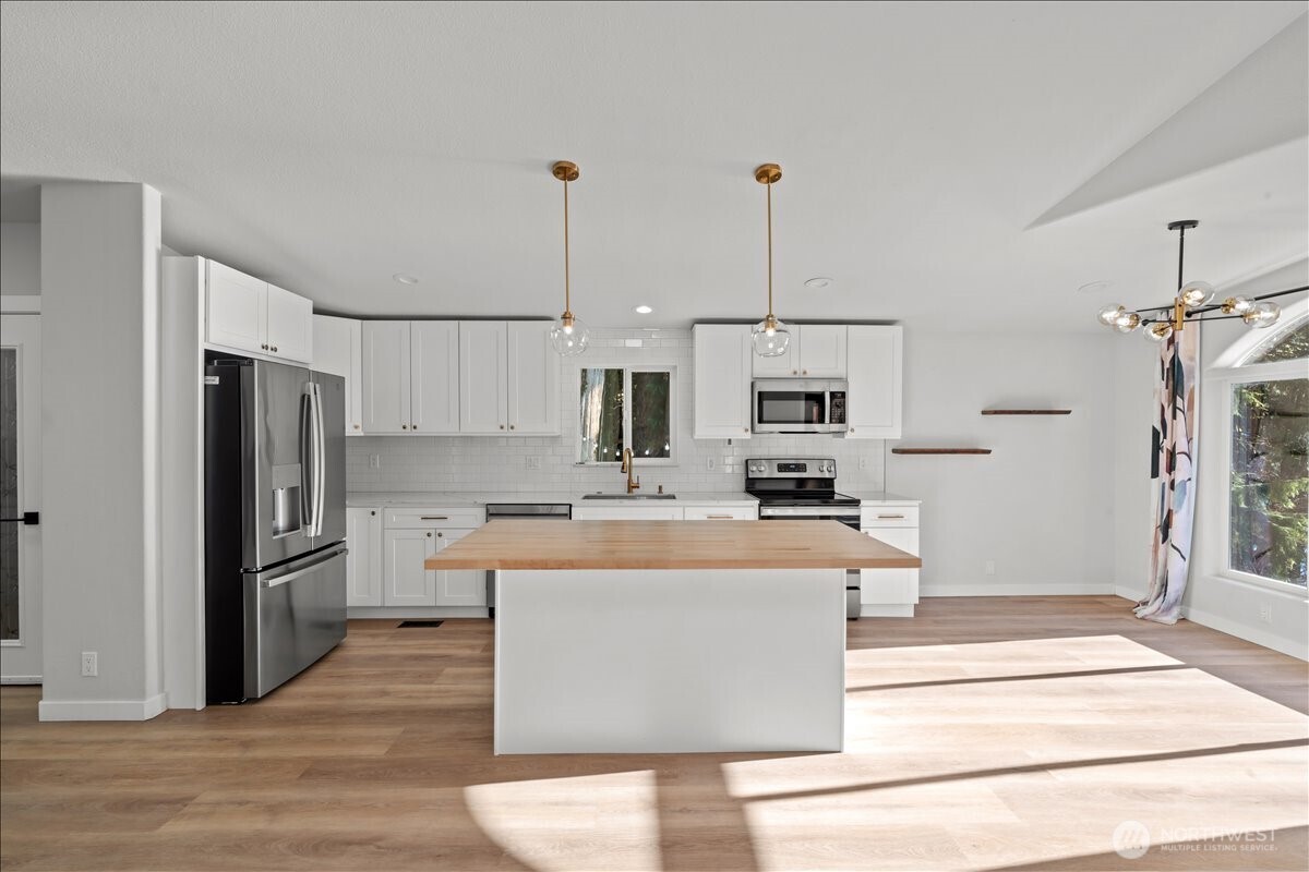 101 S Tulloch