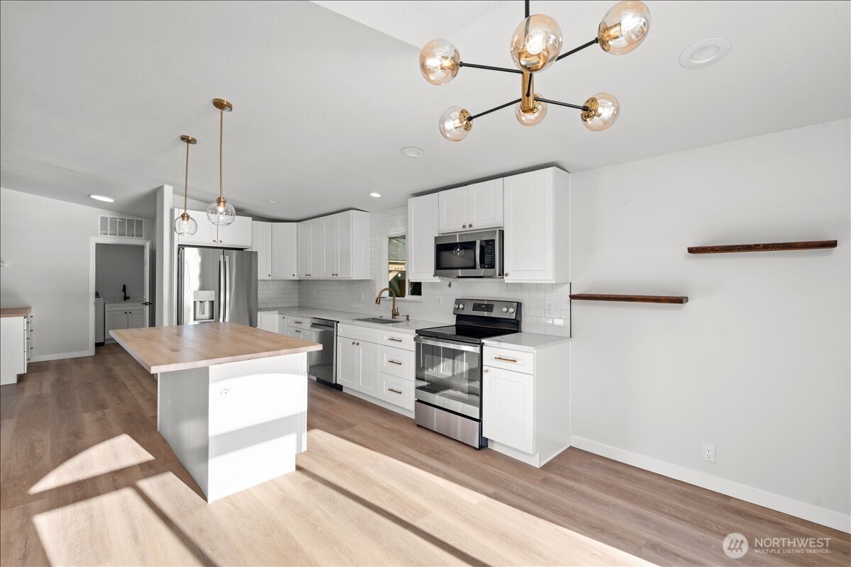101 S Tulloch