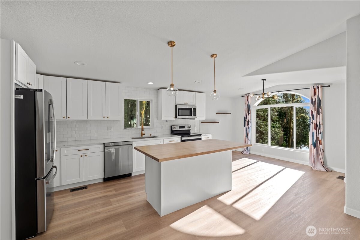 101 S Tulloch
