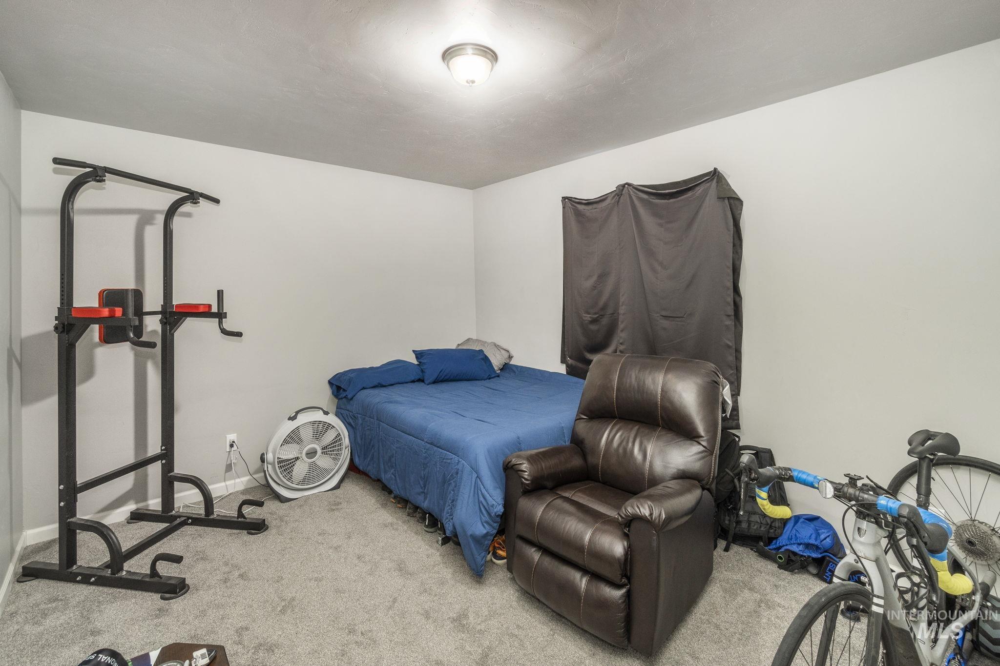 843 Lake Cleveland Street