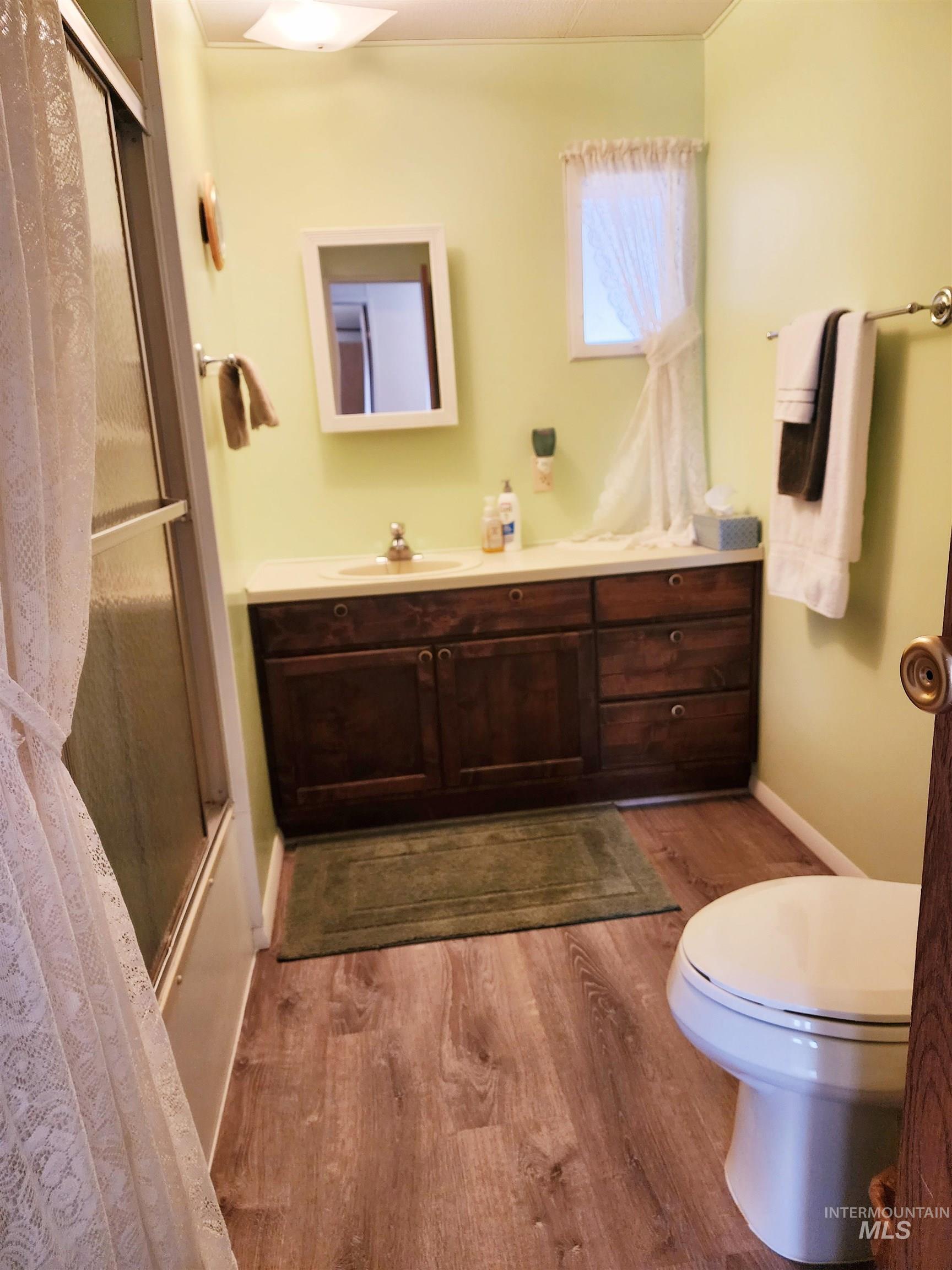 1414 Parke Ave. Unit: 72