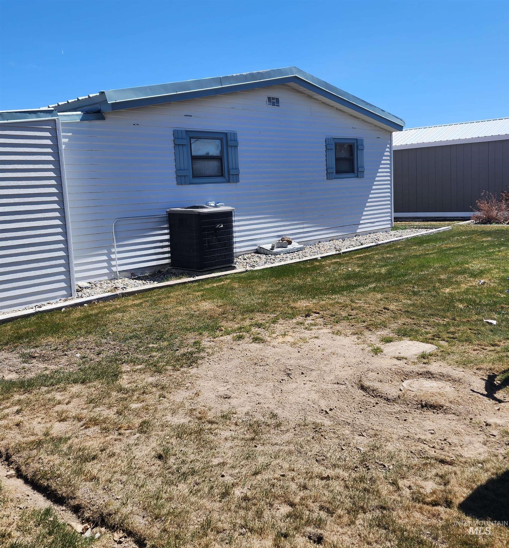 1414 Parke Ave. Unit: 72