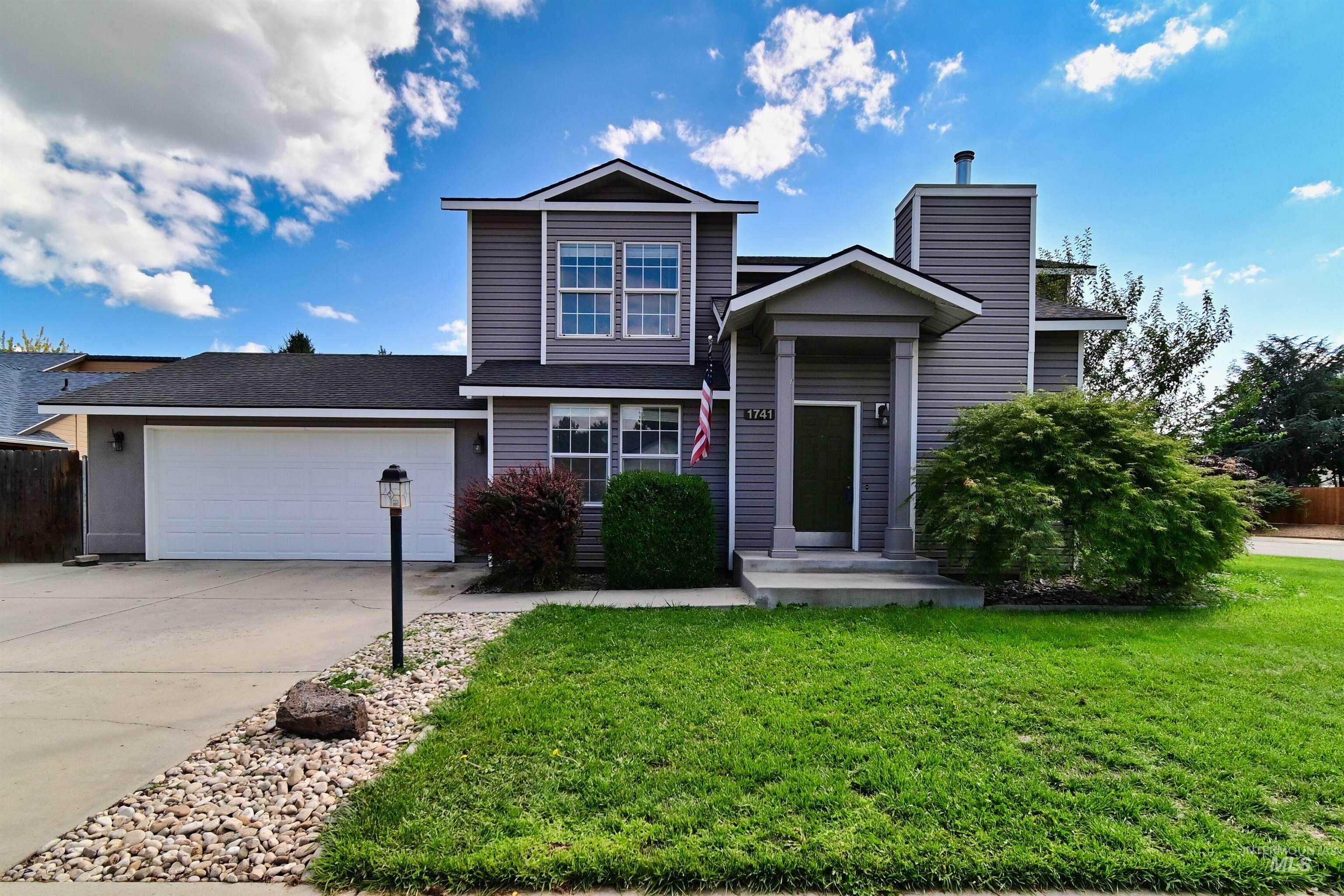 1741 E Lochmeadow St.