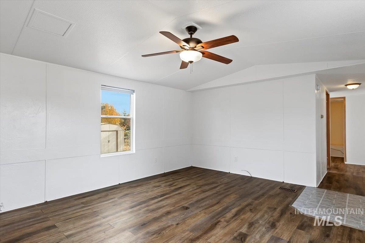 1254 Twin Villa Loop