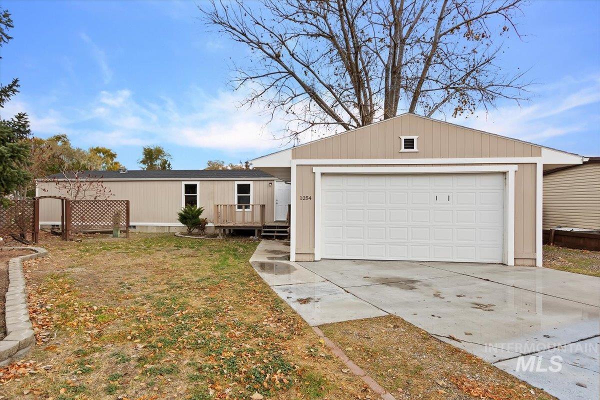 1254 Twin Villa Loop