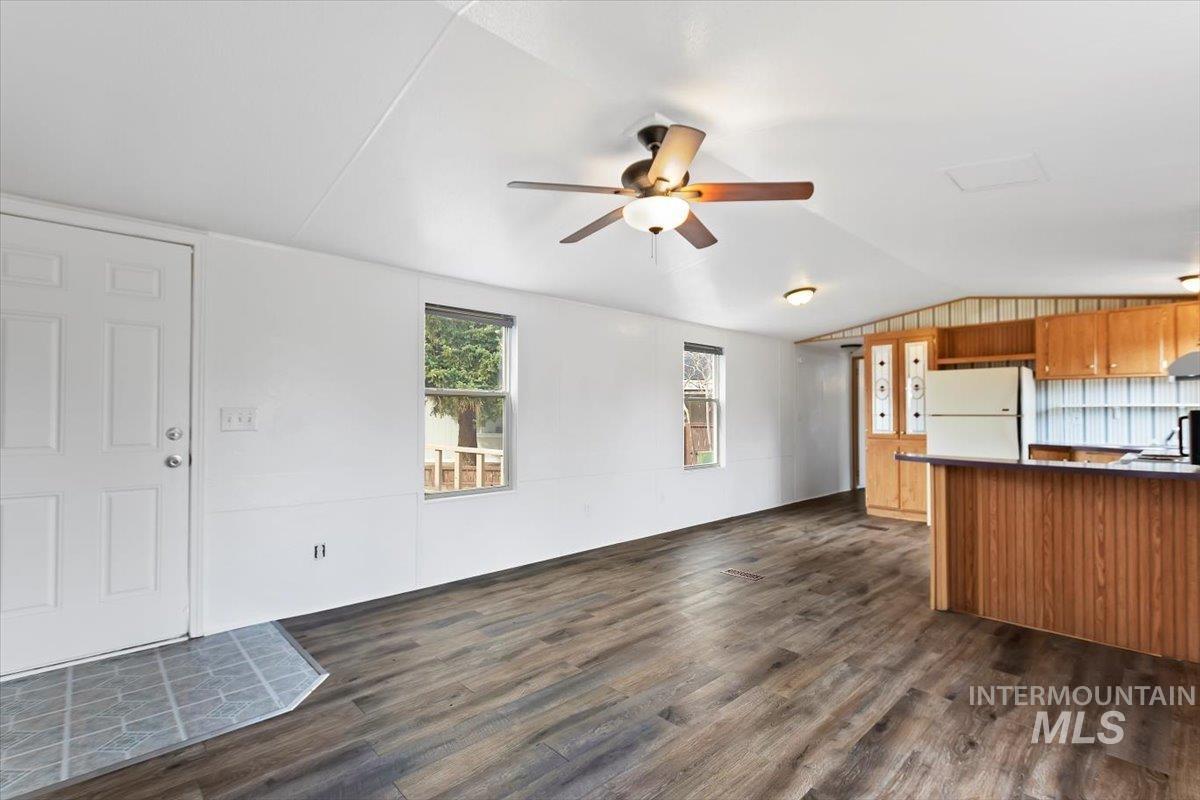 1254 Twin Villa Loop