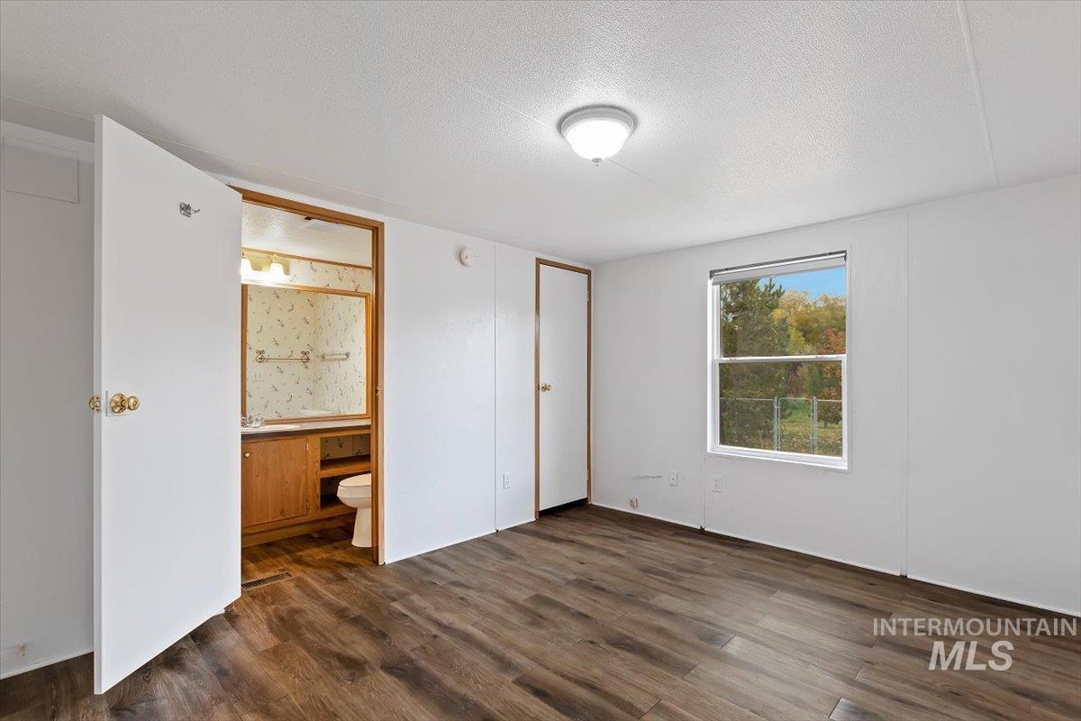 1254 Twin Villa Loop