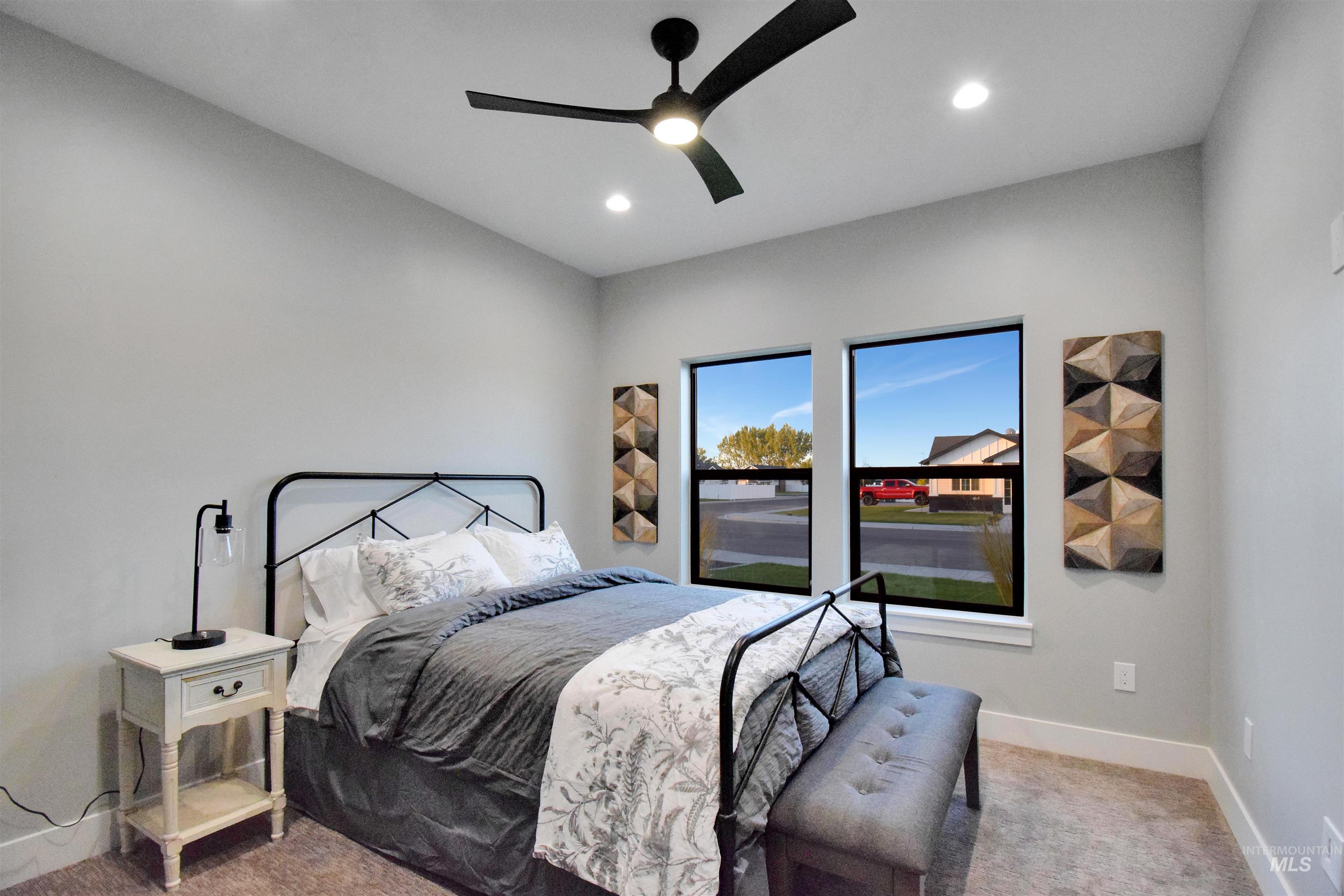 551 Clearsprings