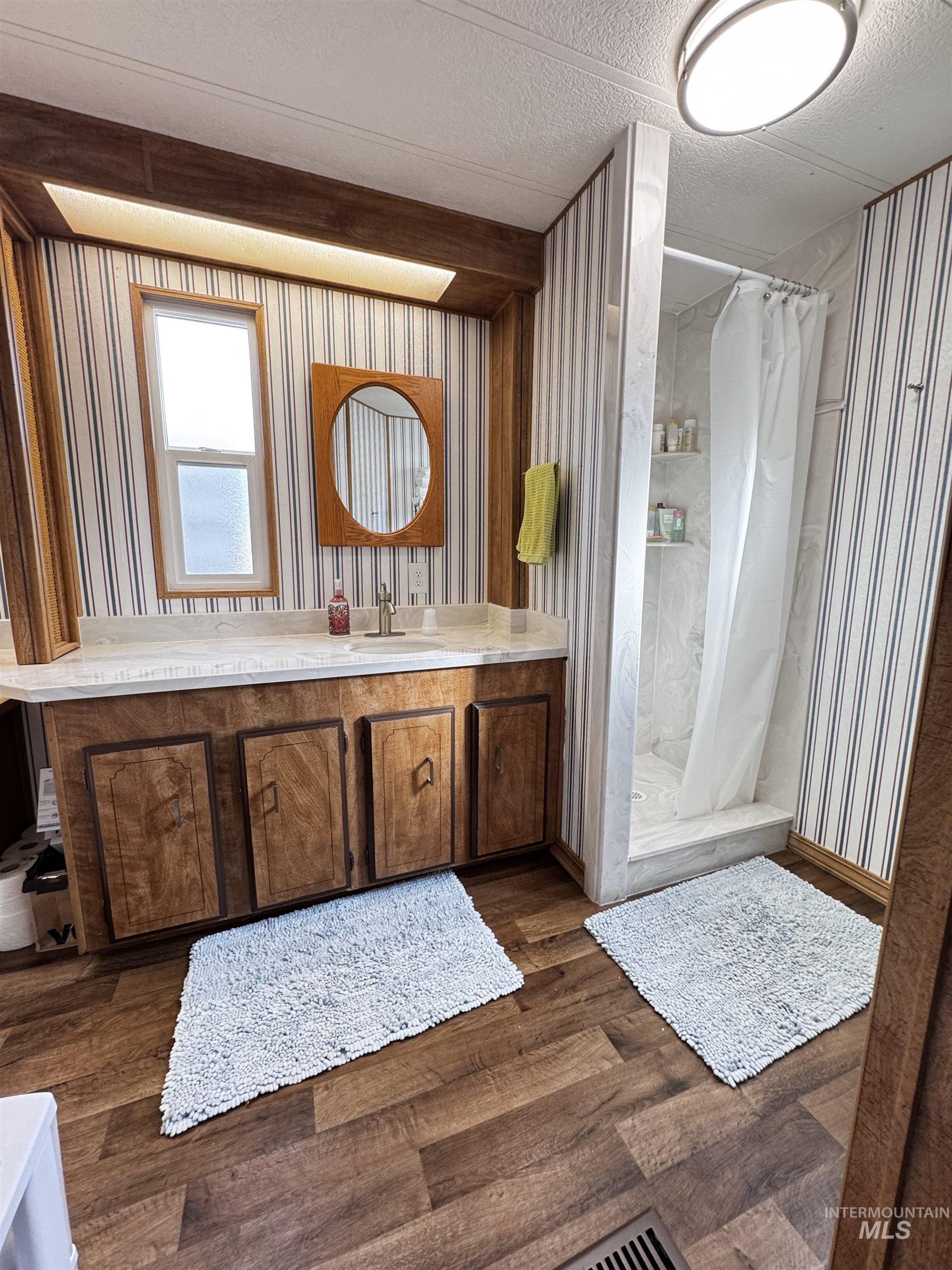 1414 Parke View Unit: 7