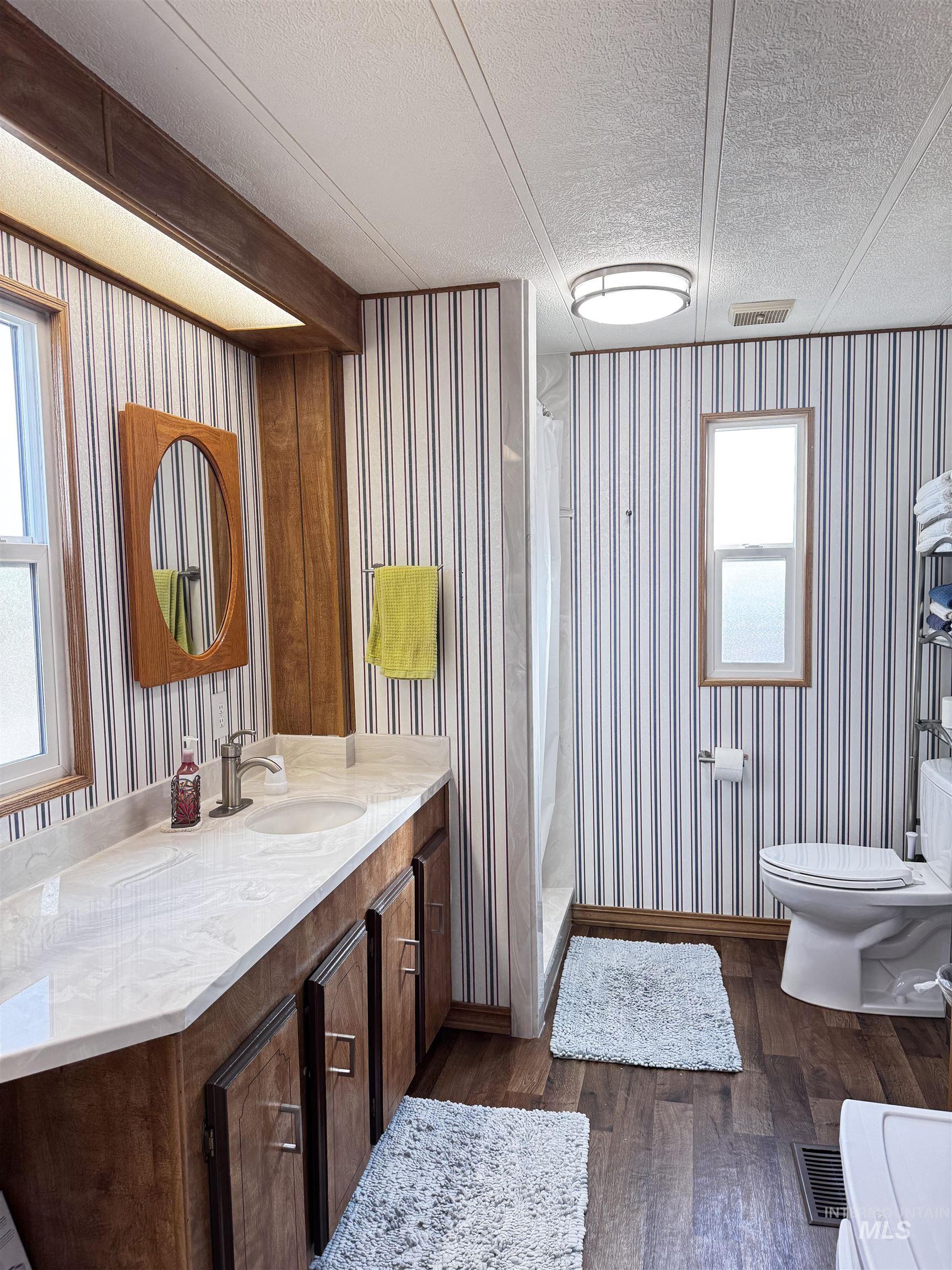 1414 Parke View Unit: 7