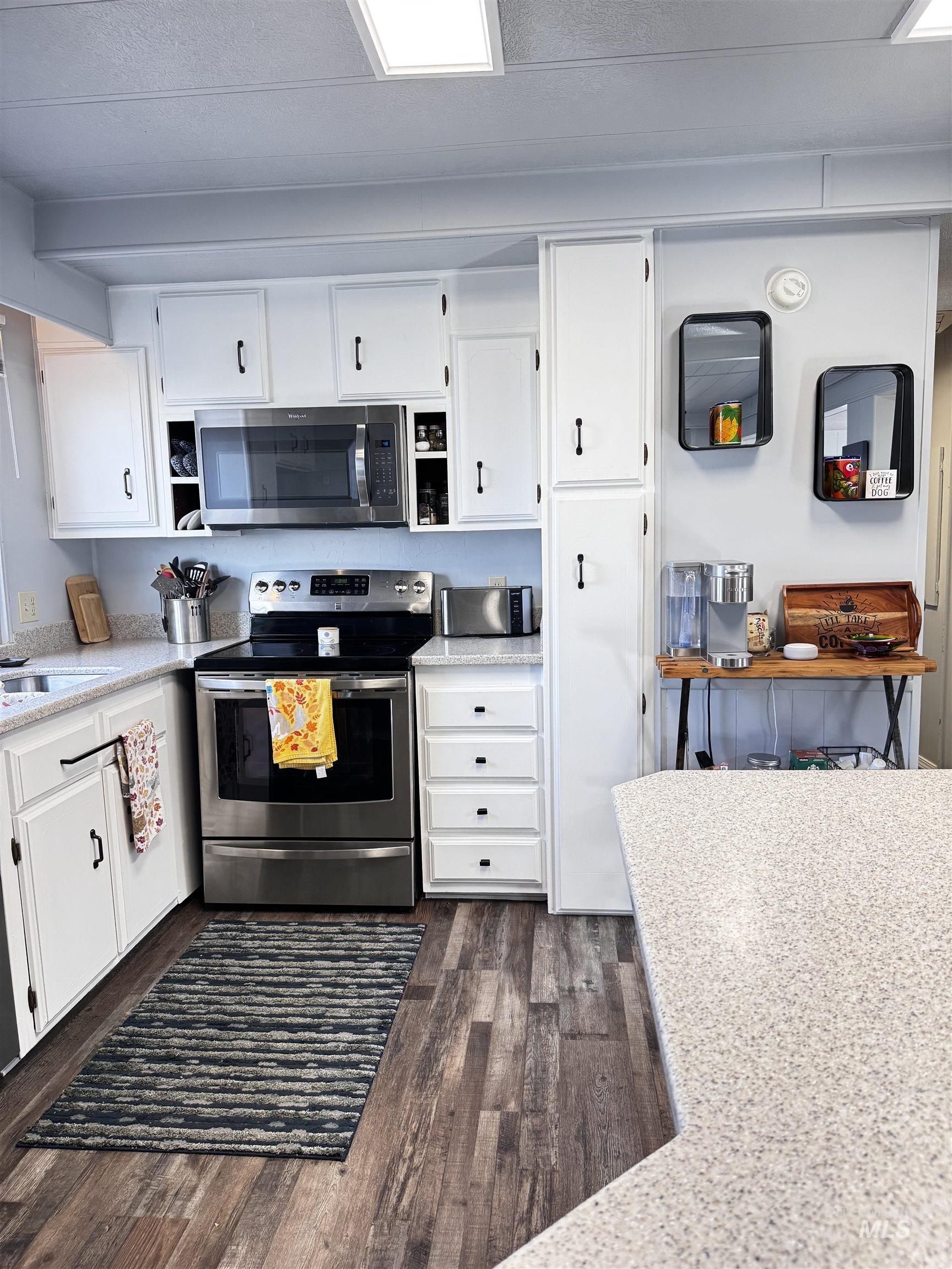 1414 Parke View Unit: 7