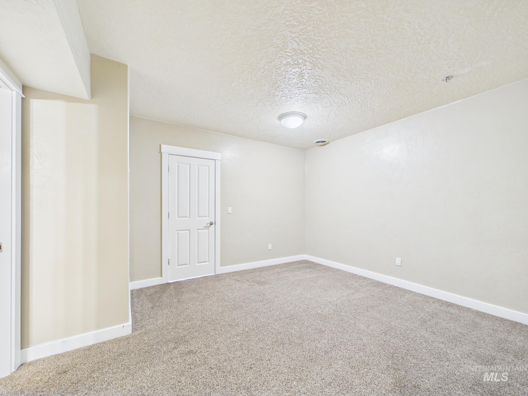 4615 Harvest Lane