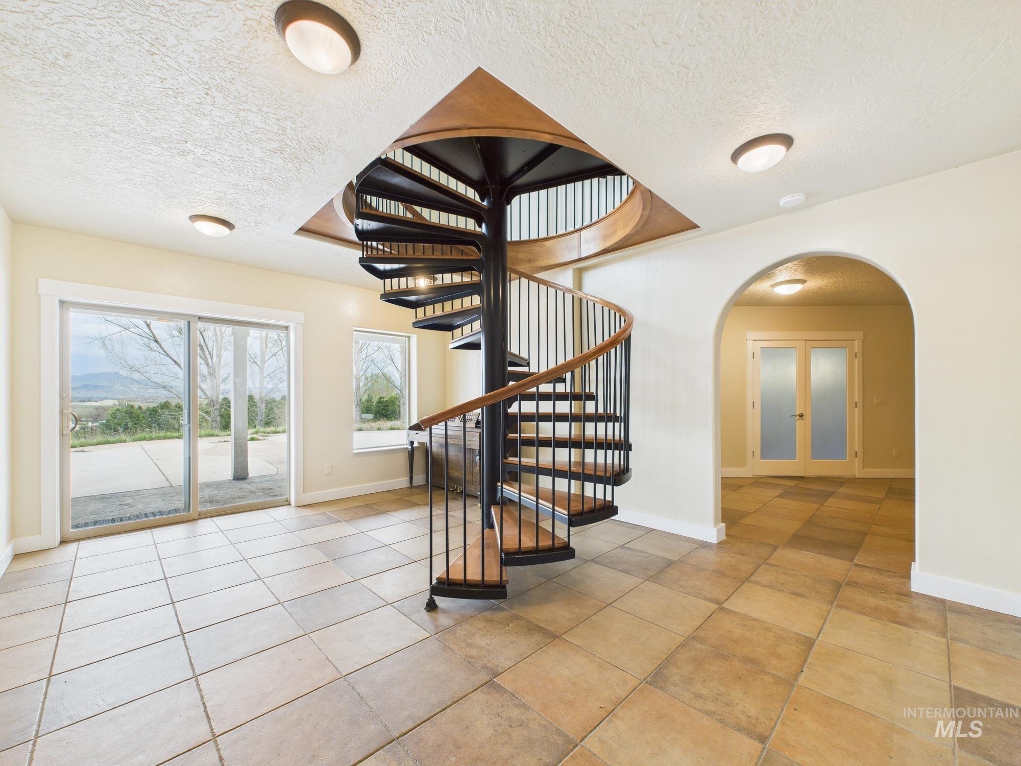 4615 Harvest Lane