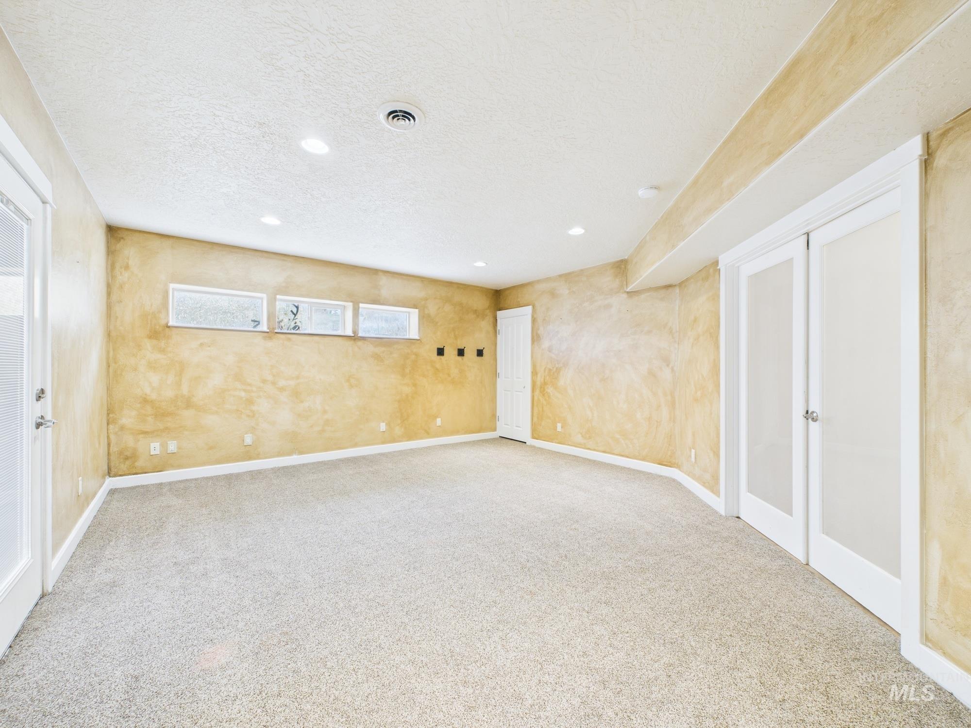 4615 Harvest Lane