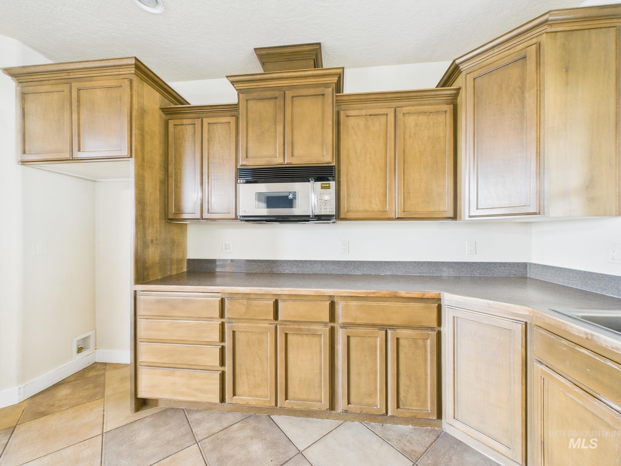 4615 Harvest Lane