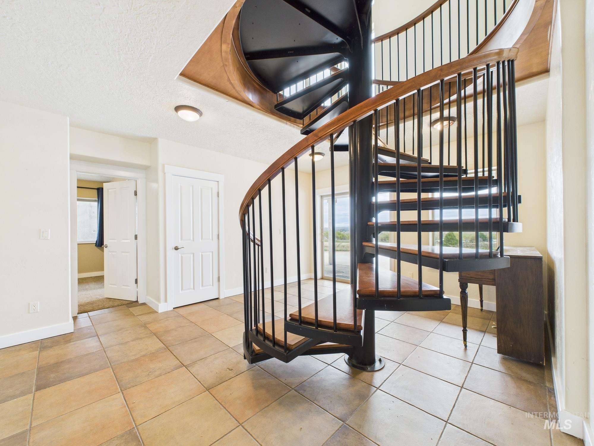4615 Harvest Lane