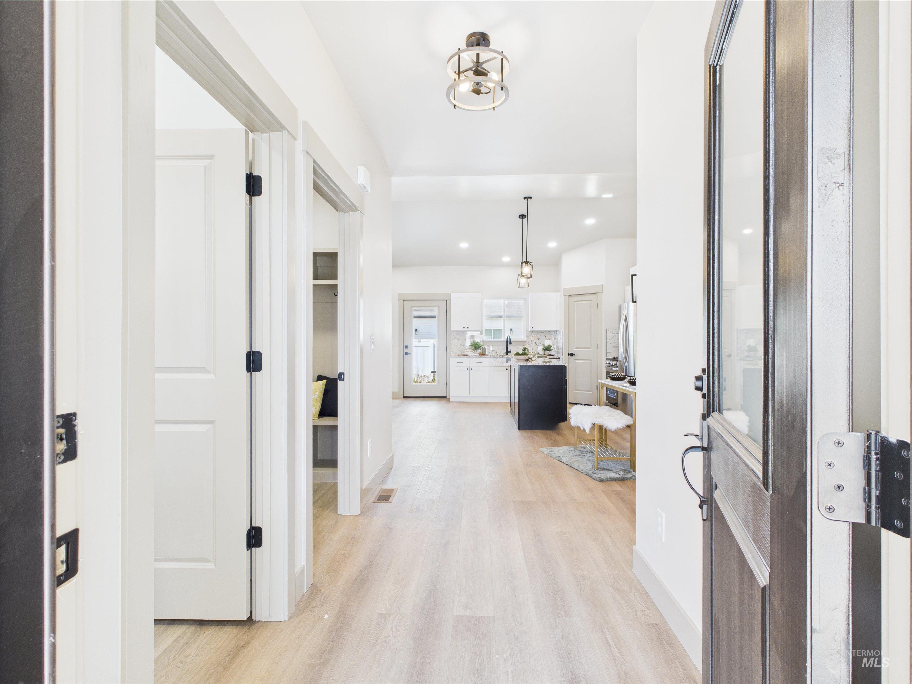 1214 Diamond Drive