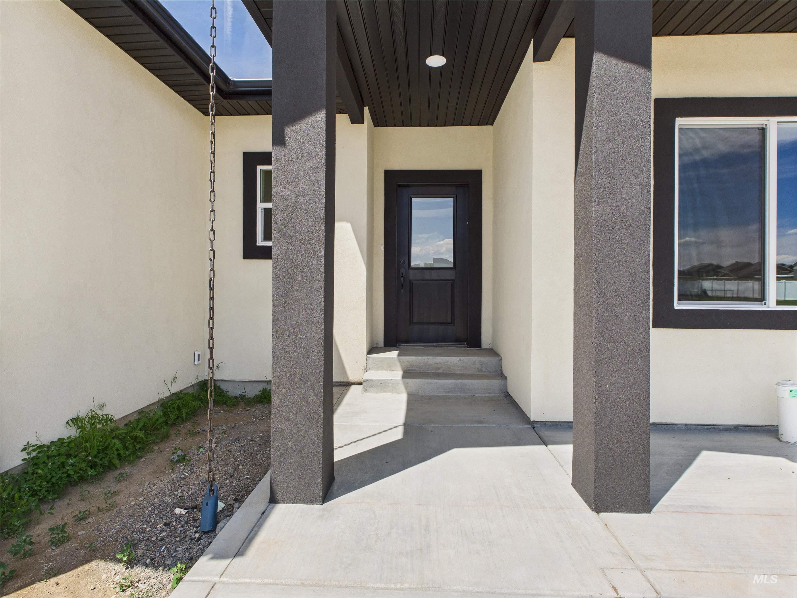 1214 Diamond Drive