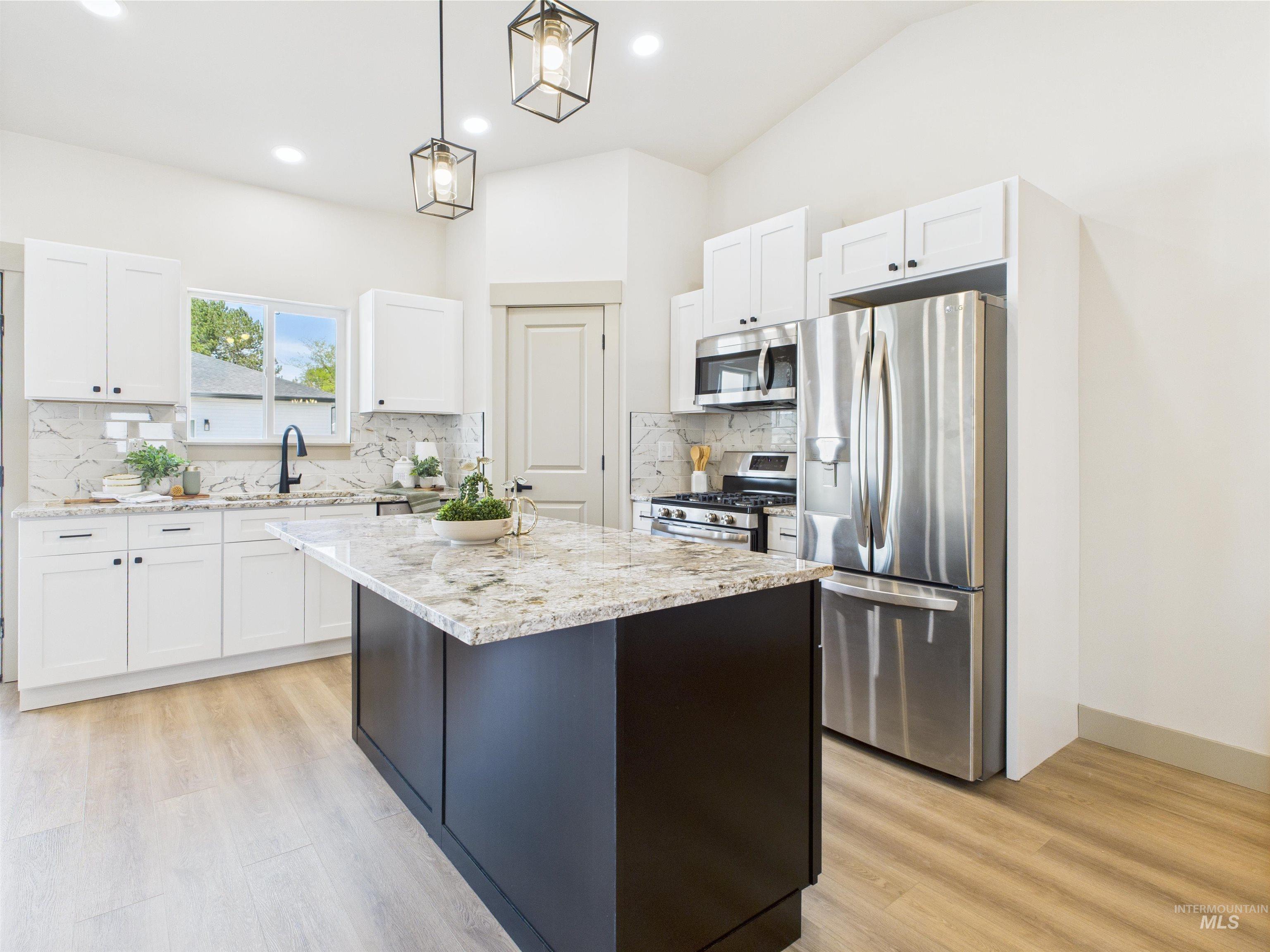 1214 Diamond Drive