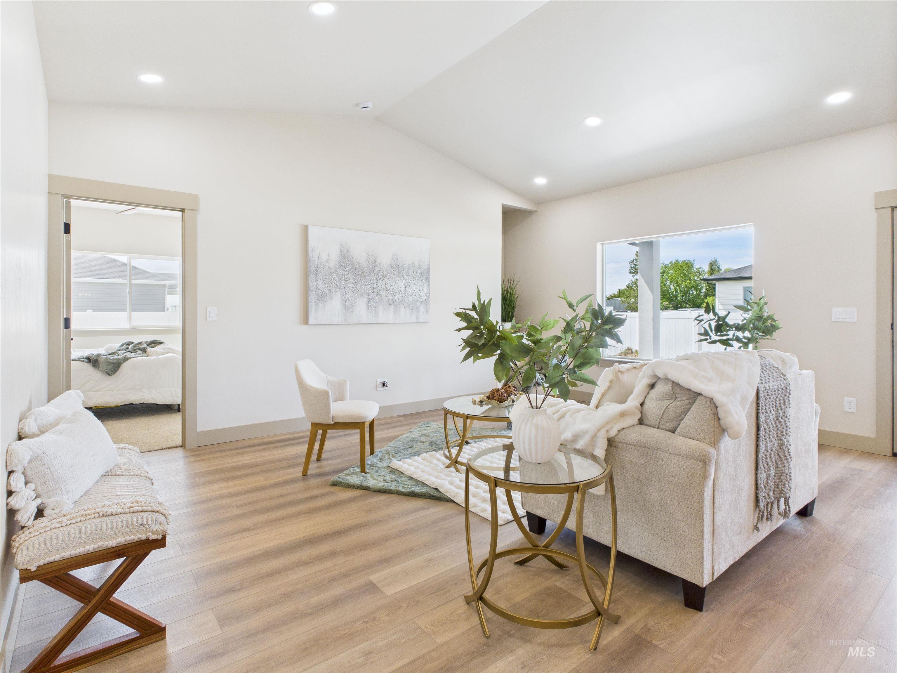 1214 Diamond Drive