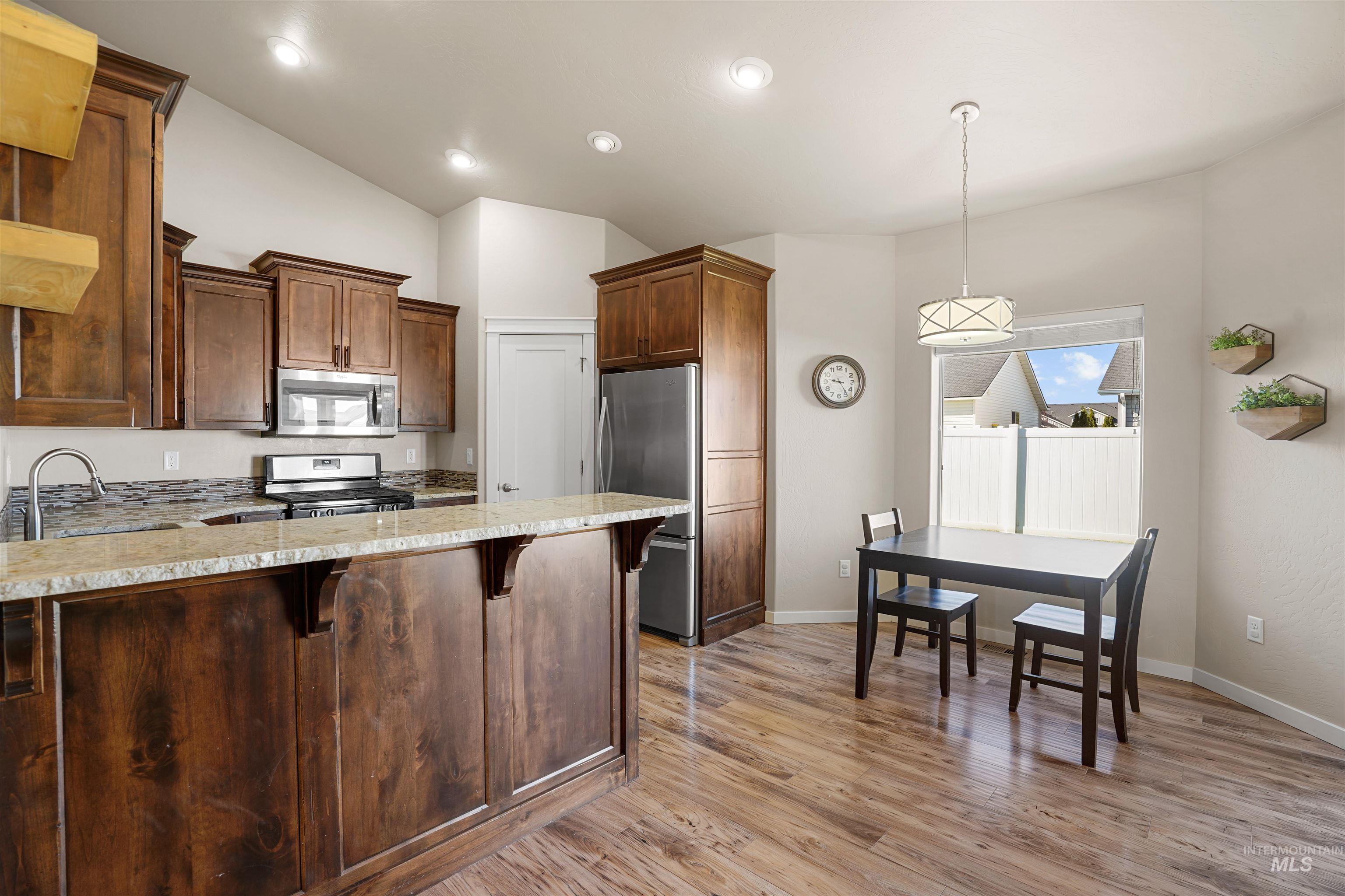 2344 Yellowstone Trail